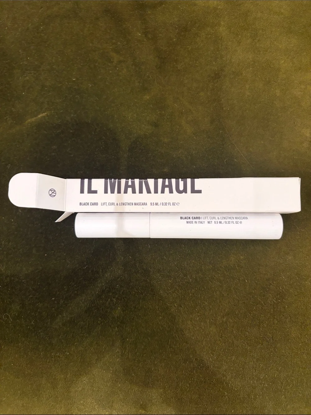 NIB IL MAKIAGE White Black Card Lift Curl & Lengthen Mascara